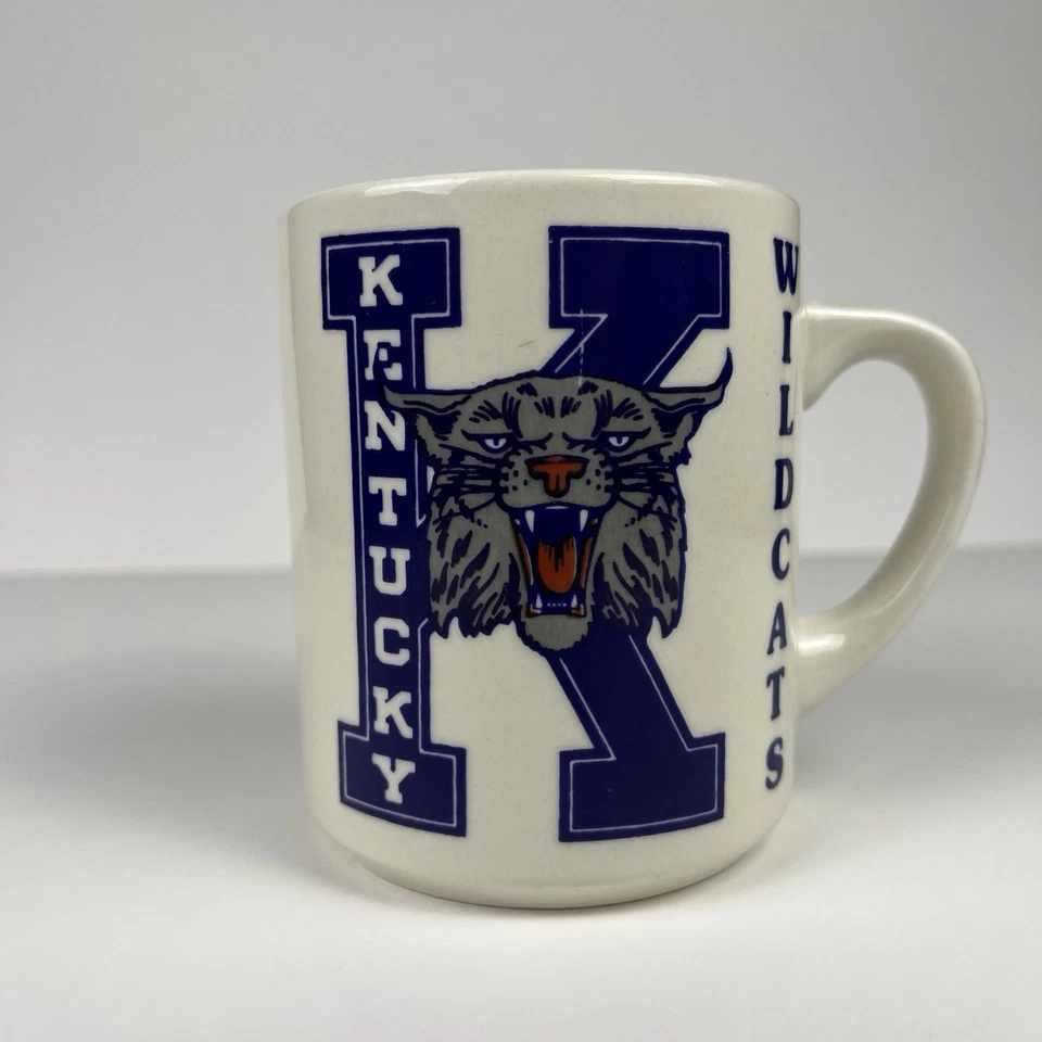 Taza de café retro vintage años 80/90 Kentucky Wildcats gráfico azul grande NCAA logotipo del Reino Unido Foto 2 de 4