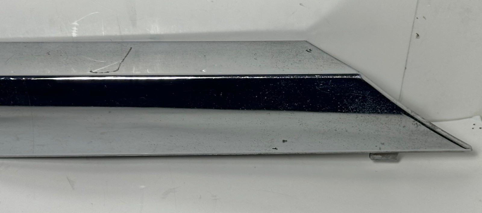 11 - 18 BENTLEY CONTINENTAL REAR RIGHT RH DOOR MOLDING CHROME 3W8853536AA OEM