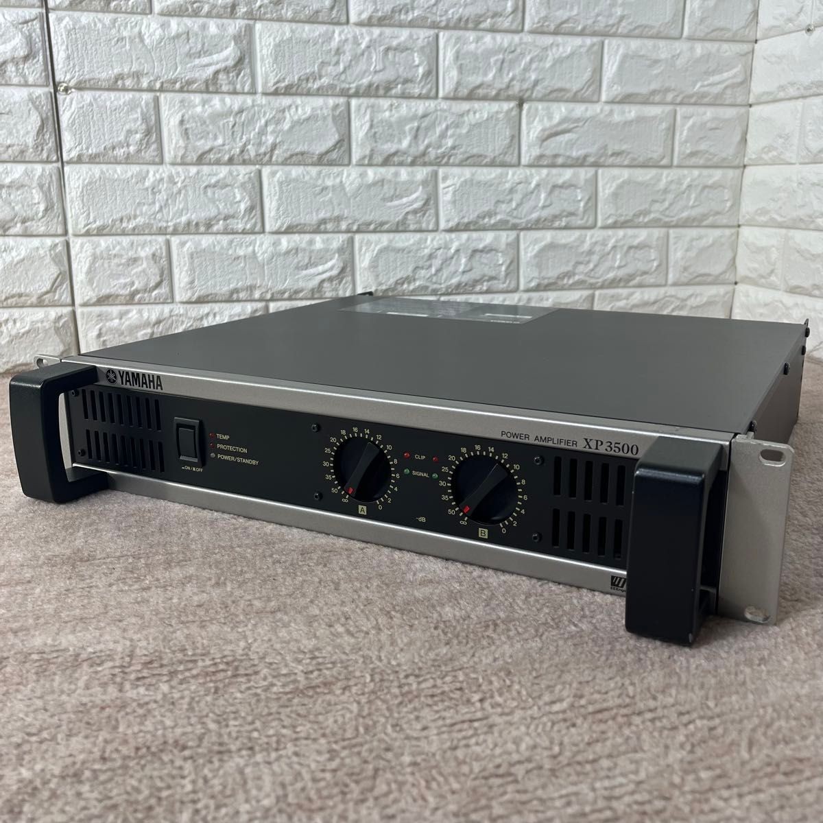 Yamaha XP3500 2-Channel Power Amplifier Tested Rare Discontinued