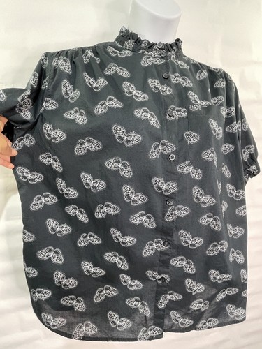 Lee Women’s Sz L Black Butterfly Print Ruffle Button 100% Cotton Blouse - Bild 4 von 8