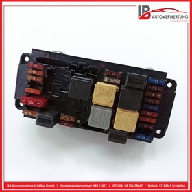 MERCEDES BENZ C-CLASS W203 C220 CDI FUSE BOX SAM MODULE 2035452801 HELLA