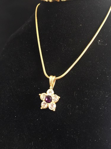 vintage costume jewellery necklace daisy flower pendant sparkly
