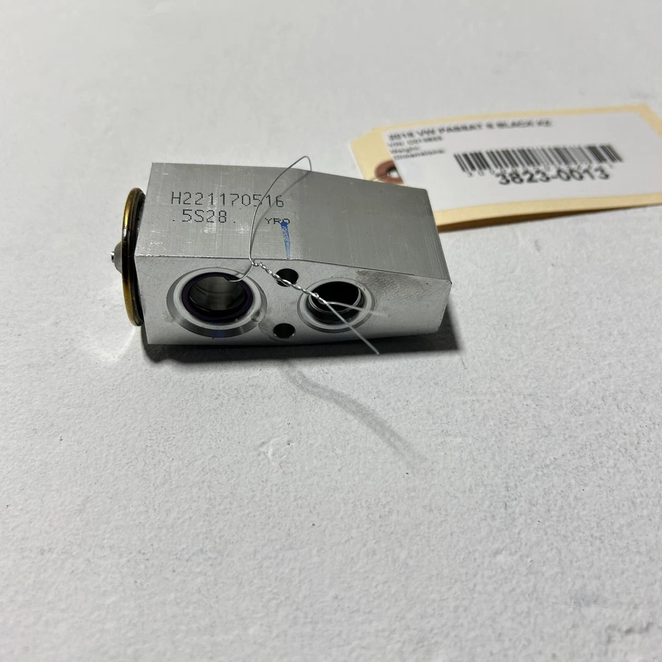 VOLKSWAGEN PASSAT 2012-2022 AIR CONDITIONING AC EXPANSION VALVE CONNECTOR OEM - Image 3 of 4