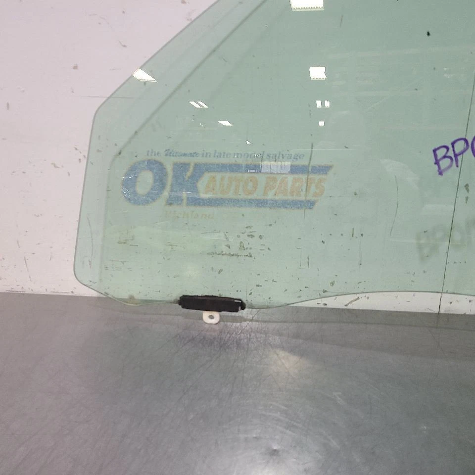 11 2011 TOYOTA LAND CRUISER DOOR WINDOW GLASS FRONT LEFT DRIVER  Foto 3 de 4