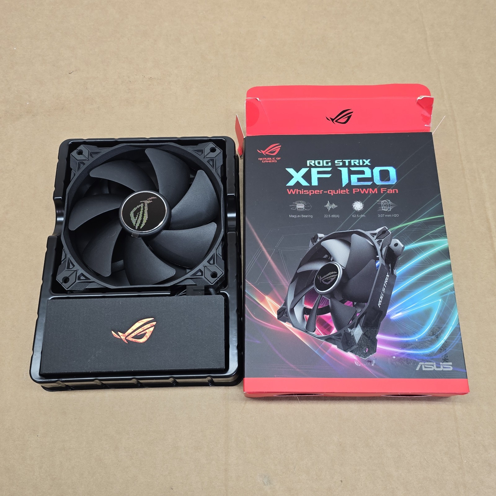 ASUS ROG Strix XF120 Whisper Quiet 4-pin PWM Fan Mag-Lev 1800RPM