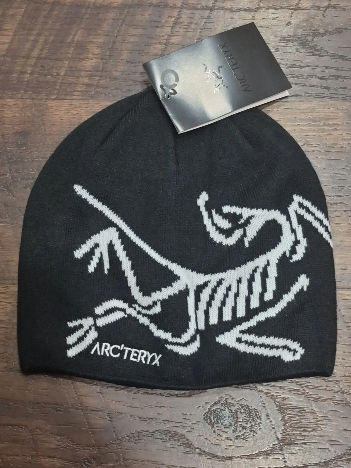 Arc'teryx Beanie Hat V2 Black White Logo Knit Winter Unisex – Warm Ski Toque
