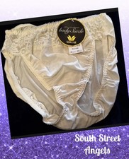 VINTAGE WACOAL 89372 IVORY SOFT AS SKIN BODYSUEDE LACY HI-CUT BRIEF PANTIES XL 8