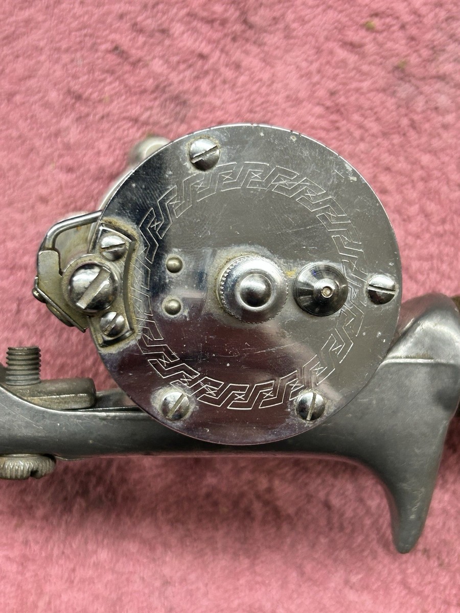 Vintage Pflueger Akron No. 1895 Metal Bait Casting With Longfellow