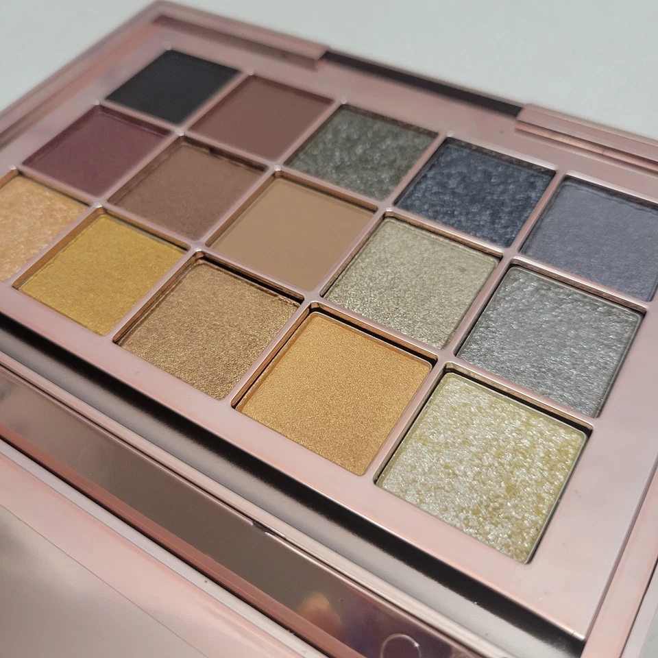 NUEVO Rubor Sombra de Ojos Laura Mercier Lona Completa Eye Cheek Essentials Sin Caja Foto 3 de 4