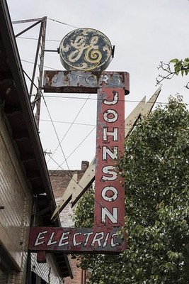 Pueblo Colorado 2015 Johnson Electric GE Sign Remnants Johnson Electric Co