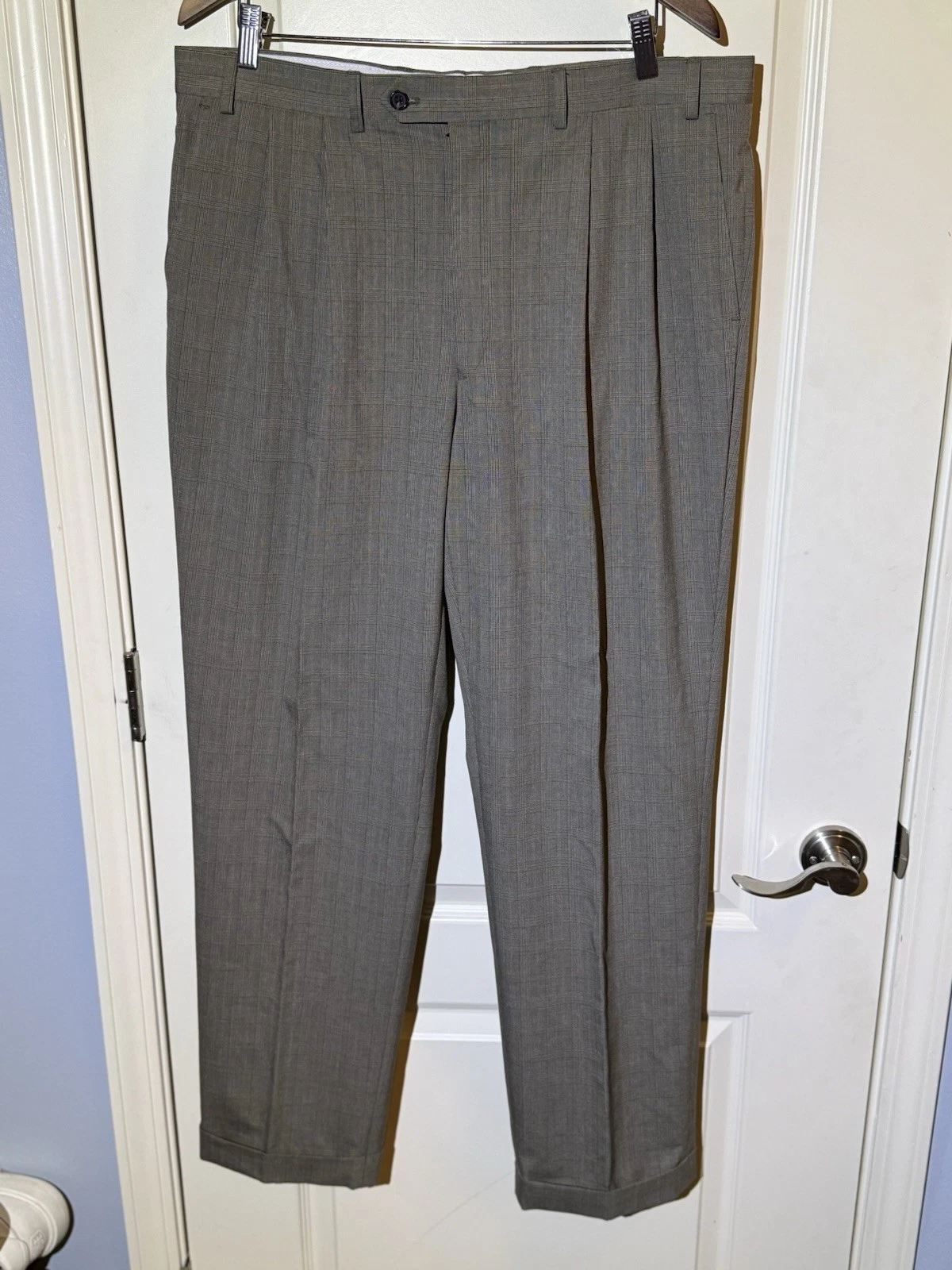 Ralph Lauren Mens Comfort Flex Pants 38x32 Gray Plaid Pleated Straight Leg
