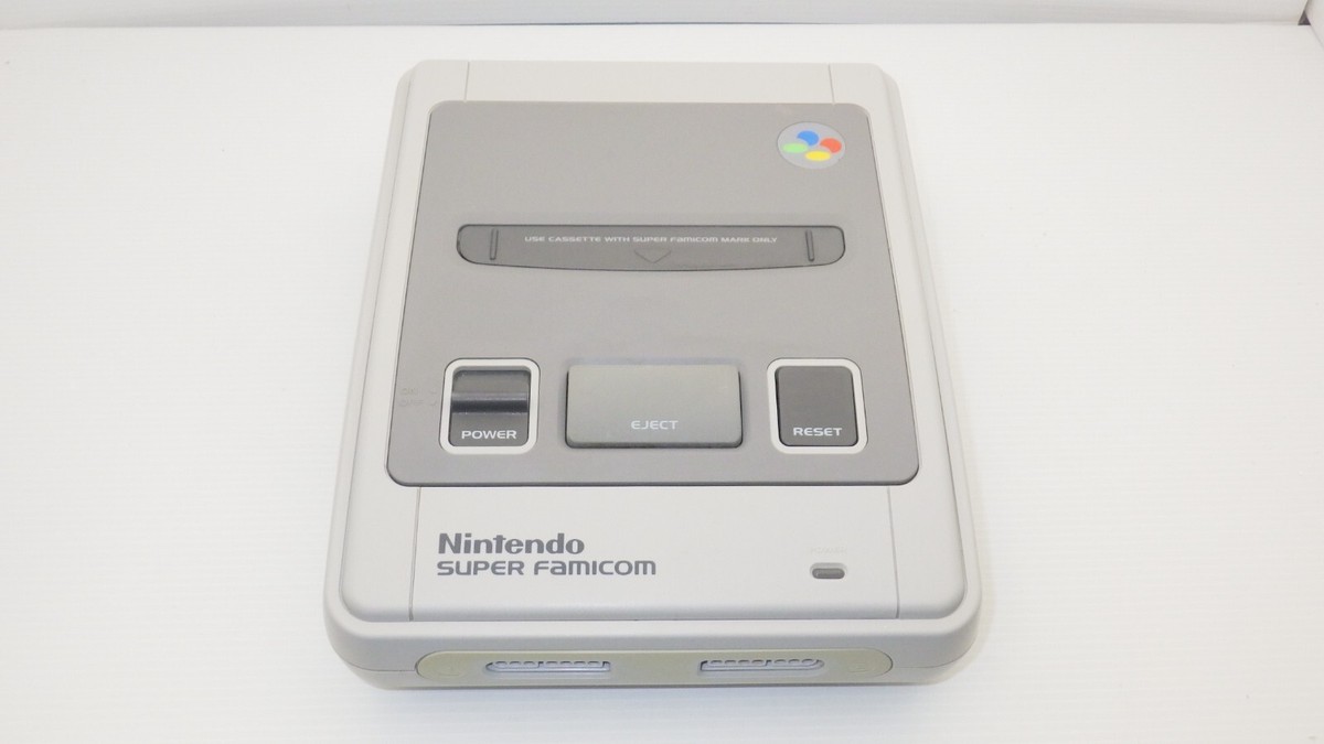 Late model SFC Nintendo Super Famicom Console 