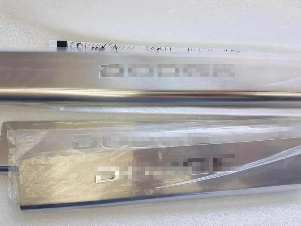 New For 2009 - 2019 Dodge Journey DOOR ENTRY SILL KIT 82210810 OEM US STOCK Foto 4 de 4