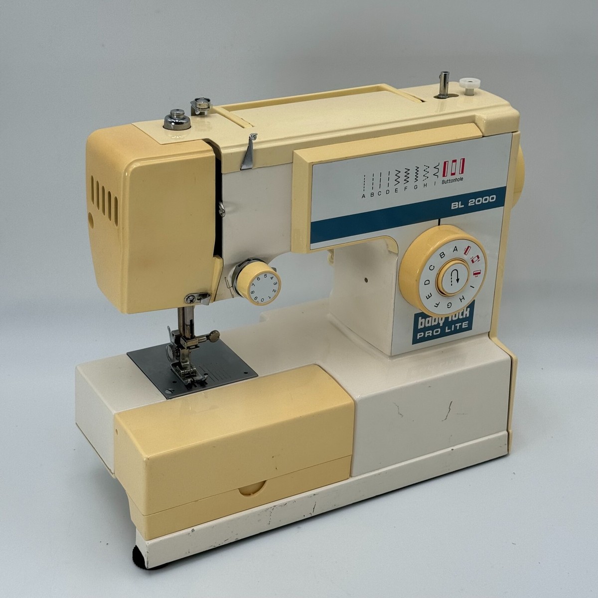 Baby Lock Pro Lite BL 2000 Portable Electric Sewing Machine Foot