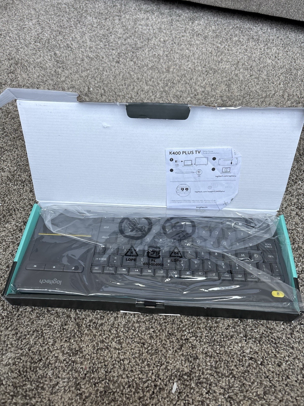 Logitech K400 Plus keyboard RF Wireless Black