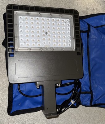 PAL150-NW-G1-AR-4-8-BZ Philips LED Area Light W/ Cord Carrying Case Tested/Works