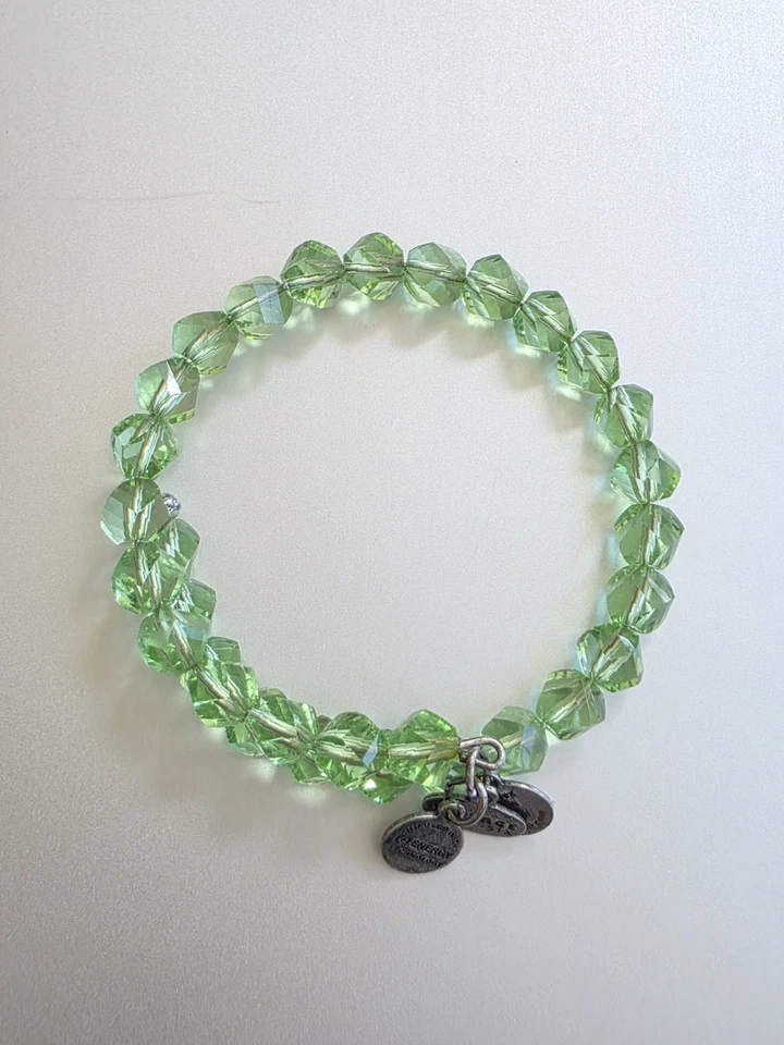 ALEX y ANI Mirage Verde Como Nuevo De Colección 66 Cuentas Envoltura Expandible Tono Plateado Foto 2 de 4