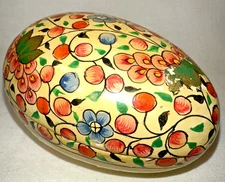 Lacquered Wood Egg Shaped Trinket Box Floral Design Kashmir India