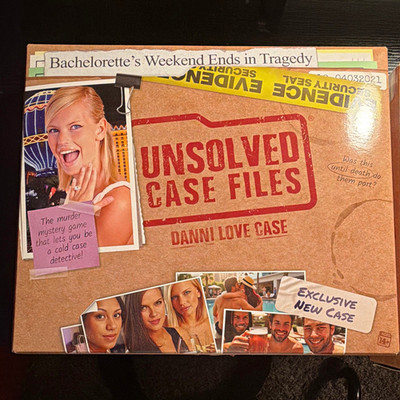 Pressman Unsolved Case Files Murder Mystery: Danni Love + Avery & Zody