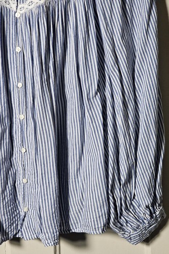 Old Navy Top Plus Size XXL Blue White Stripe Button-Up Lace Peasant Cottagecore - Picture 11 of 24