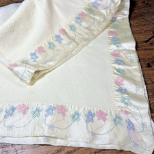 Vintage Yellow Baby Blanket Printed Wide Satin Trim Edge 36x47 Infant 1970s