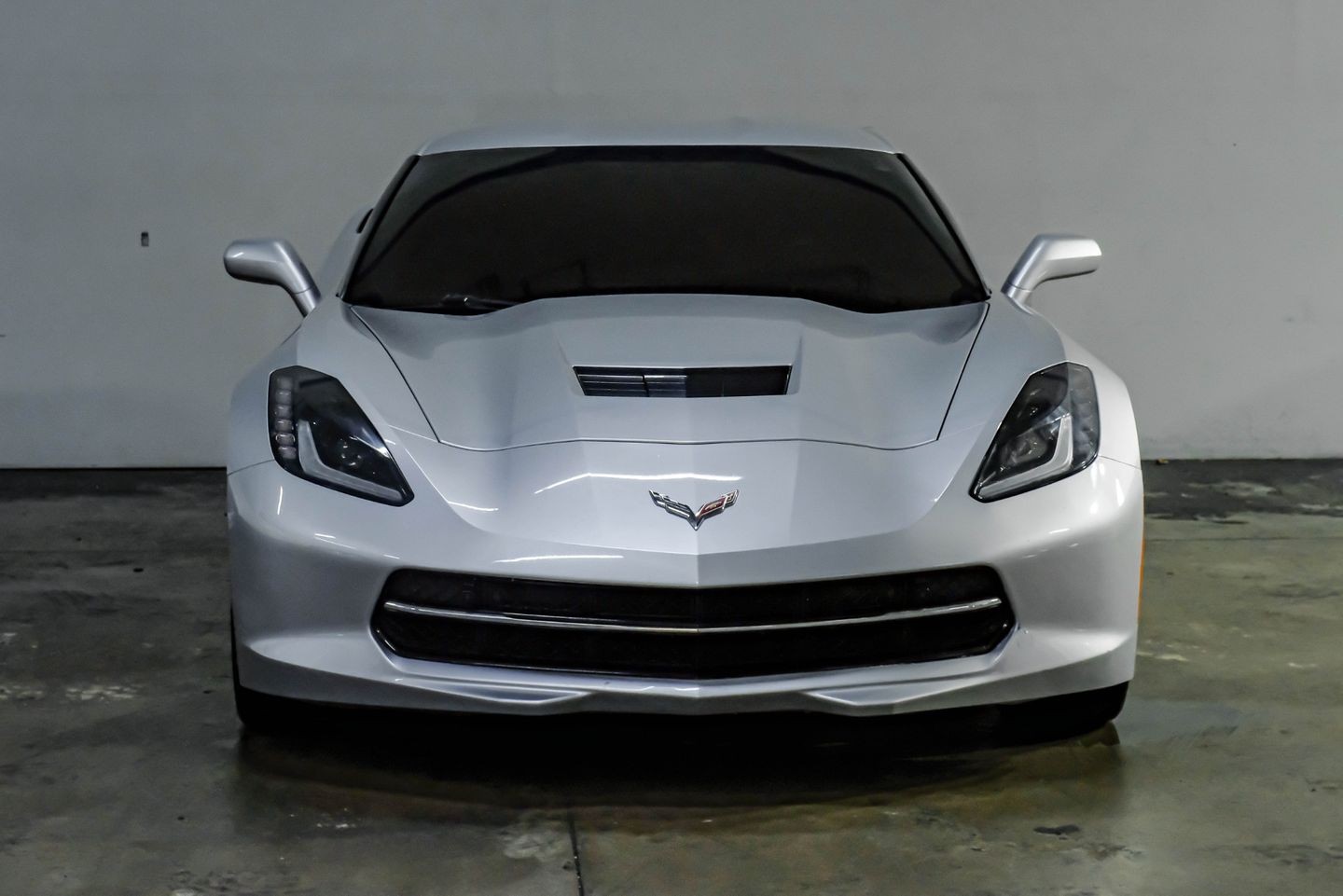 2016 [GAN] Blade Silver Metallic Chevrolet Corvette   | C7 Corvette Photo 5