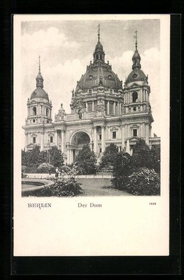 Postcard Berlin, facade of the cathedral 