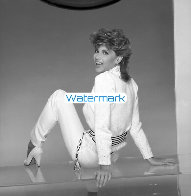 Hi-Res MARKIE POST Portrait Behind ** ARCHIVAL PREMIUM PRINT (8.5''x11'') Unseen