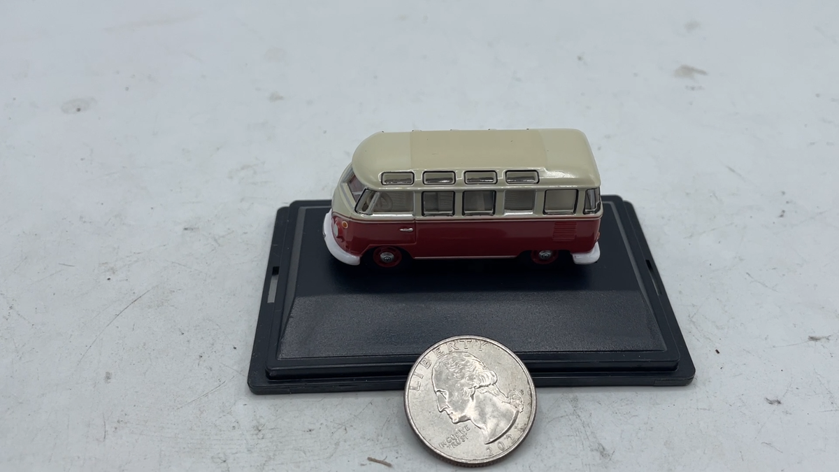 Volkswagen T1 Samba Bus 21 Window Red Diecast VW 1:76 Scale Oxford