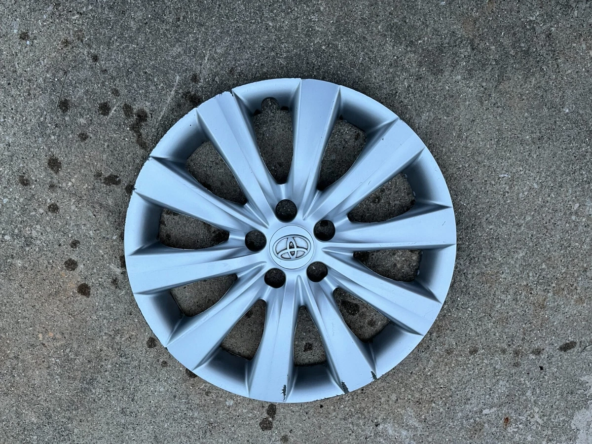 2011 on sale corolla hubcap