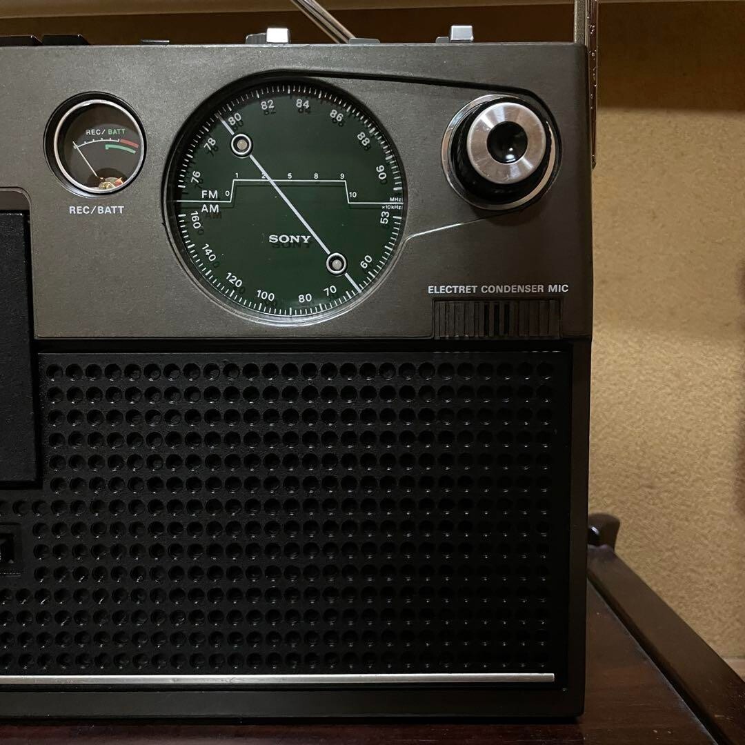 SONY CF-1480 Cassette Player 1974 Monaural AM/FM Radio Auto