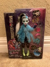 Monster High Frankie Stein Creepover Party Doll New in Box