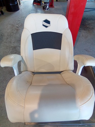 Lippert Boat Seat 