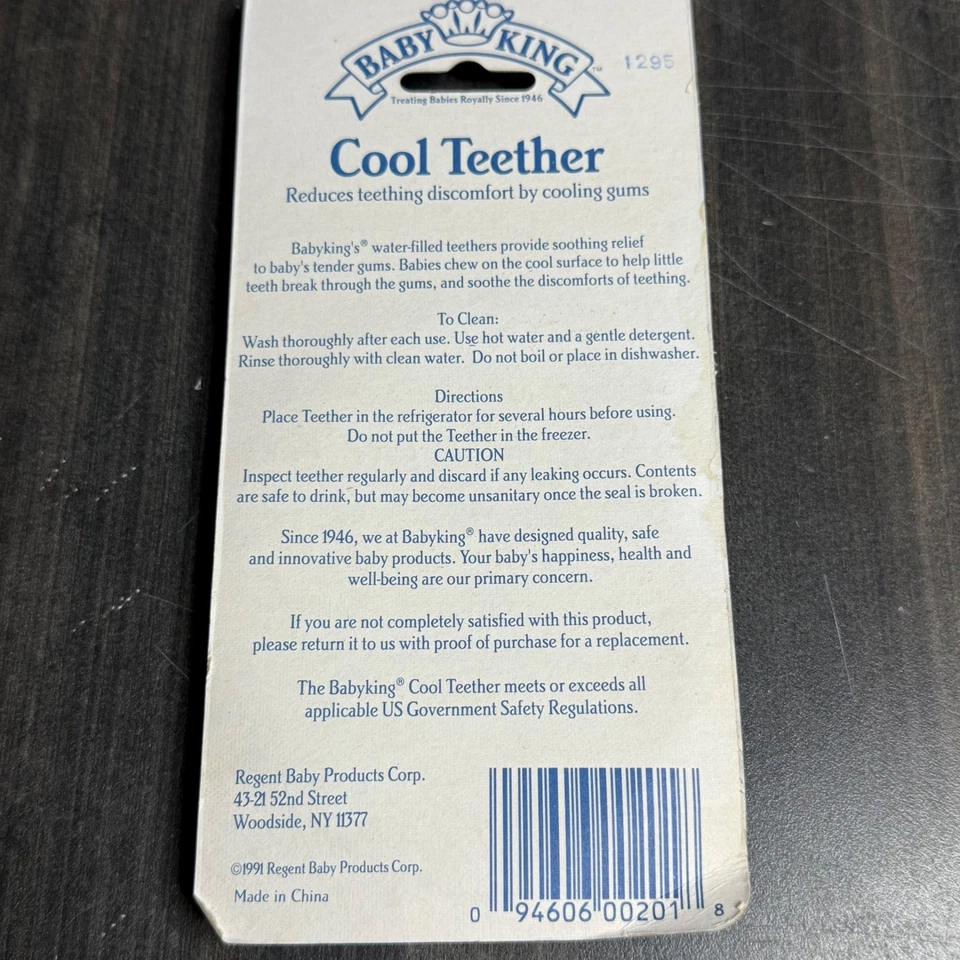 Juguete vintage de alivio de dentición Baby King mordedor fresco azul lleno de agua Foto 3 de 4