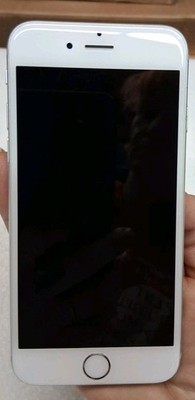 Original Apple iPhone 6, UNLOCKED 64GBIn Excellent Condition
