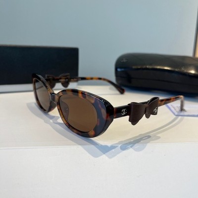 Chanel Tortoiseshell Frame Cat-Eye Bow Sunglasses 52 19-143