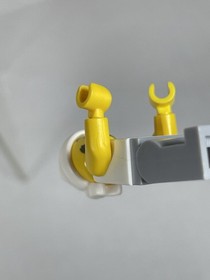 LEGO Minifigure Pirate 2 pi160 70411 - CRACKED ARMS AND TORSO