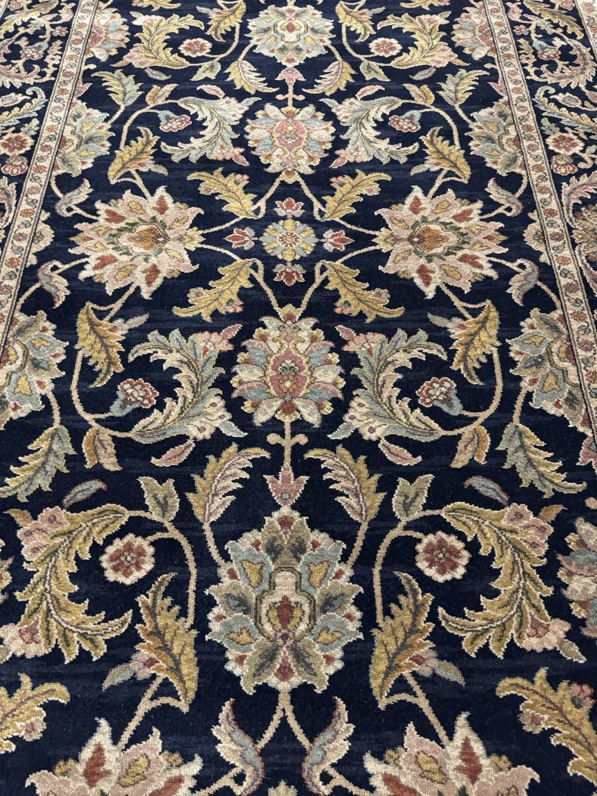 Karastan Antique Legends Coll. Agra-Black 2200-201 5'9x9' 100% Wool rug ::NEW::