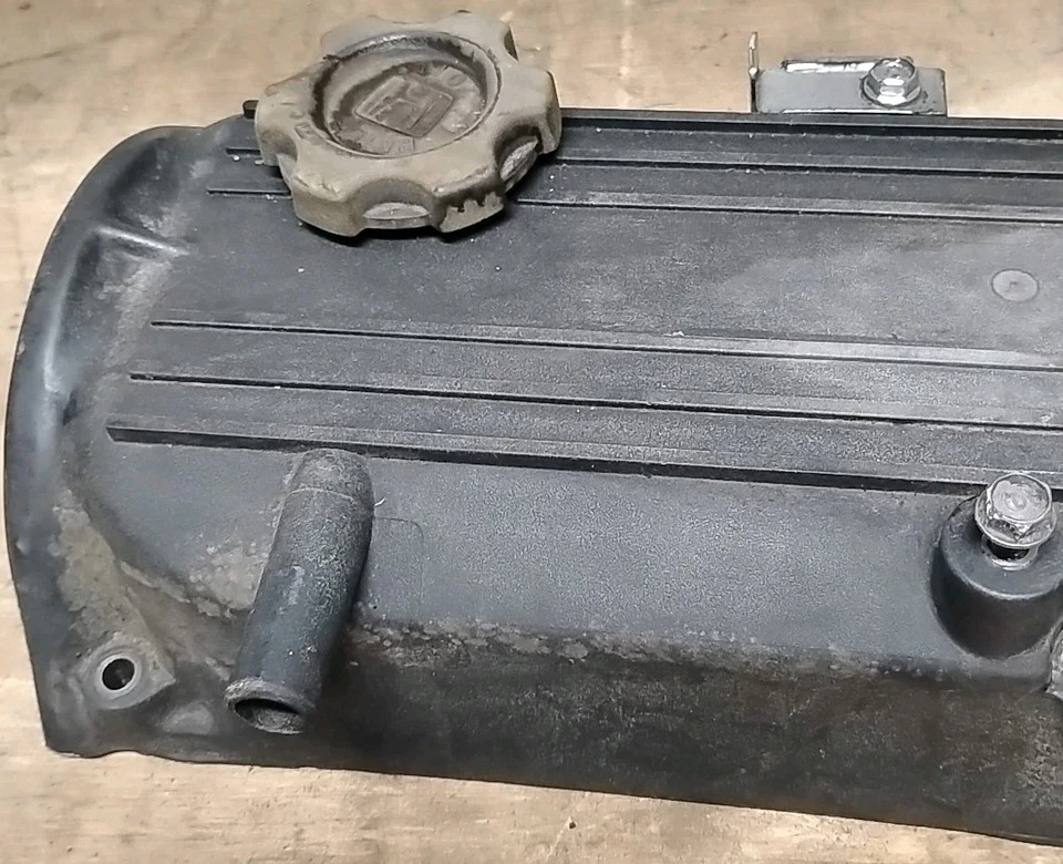 Honda CRX HF 1986 1,5 L 4 cilindros cubierta de válvula fabricante original Foto 3 de 4