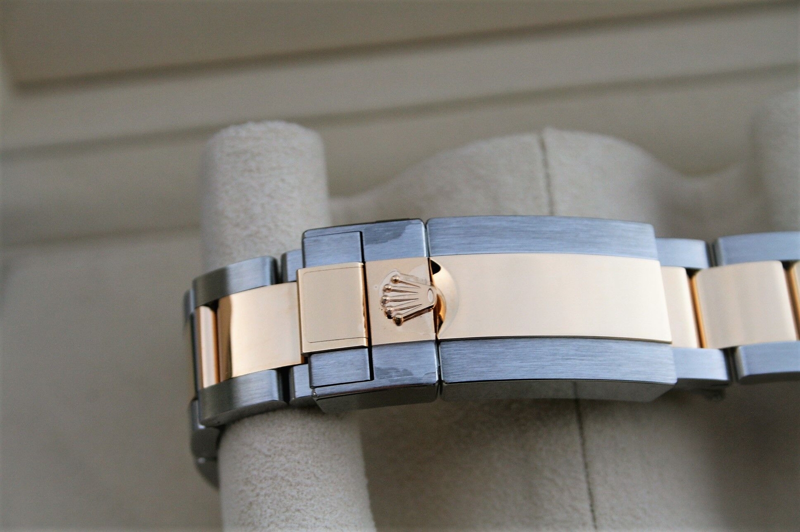 ROLEX 116503 DAYTONA COSMOGRAPH BLACK DIAMOND DIAL NIB - Image 4