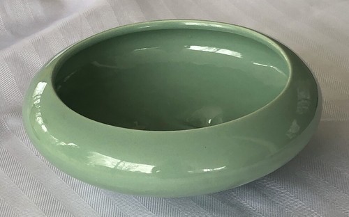 Vintage Haeger Pottery Flying Saucer UFO Shallow Bulb Planter Aqua Green Bonsai - Picture 2 of 6