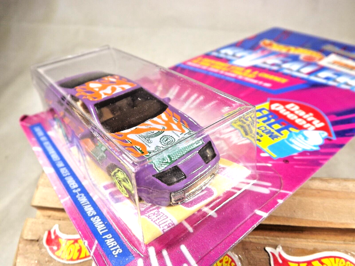1992 Hot Wheels Dairy Queen Revealers #10 NISSAN 300ZX Purple