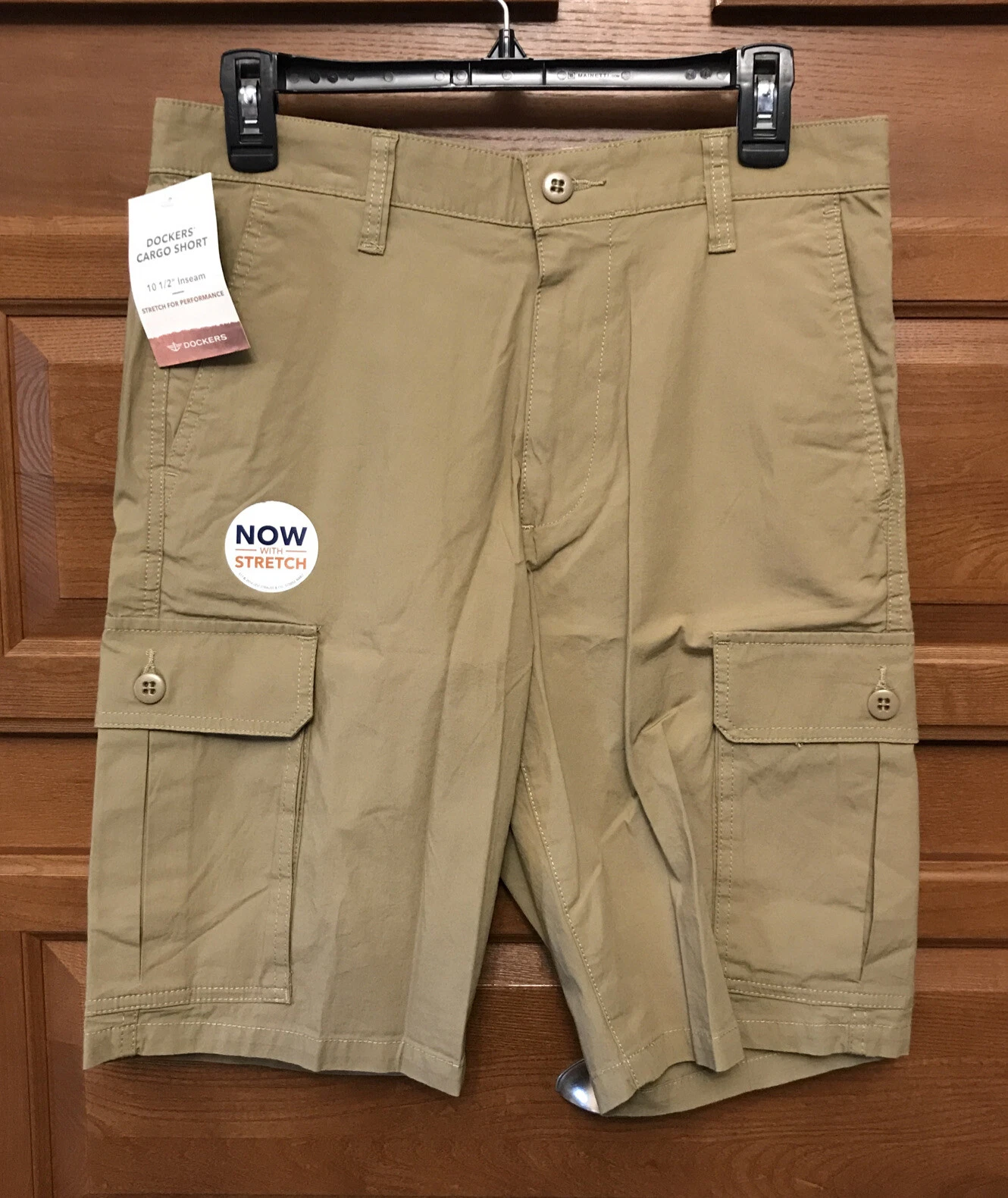 NWT Dockers Cargo Shorts Mens 30 stretch brown Khaki cargo Pockets Casual 1091