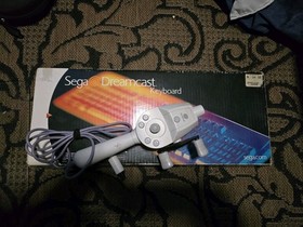 Sega Sports Edition DREAMCAST & Accessories/Controllers  Bundle