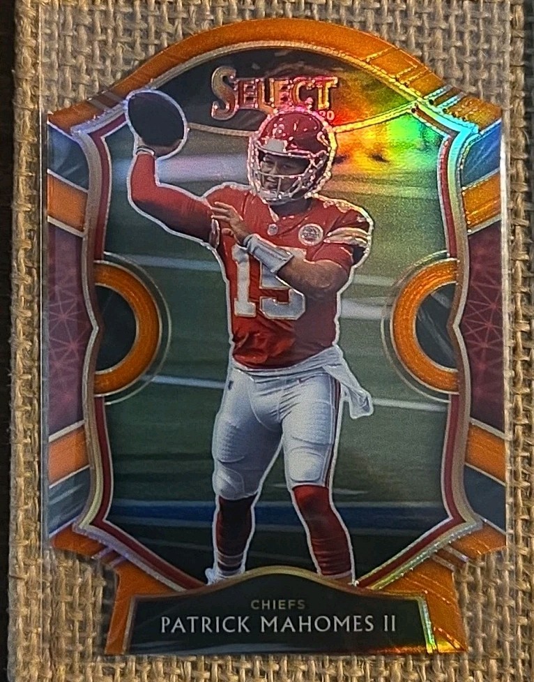 2020 Panini Select - Concourse Patrick Mahomes II #2 Orange Prizm Die-Cut