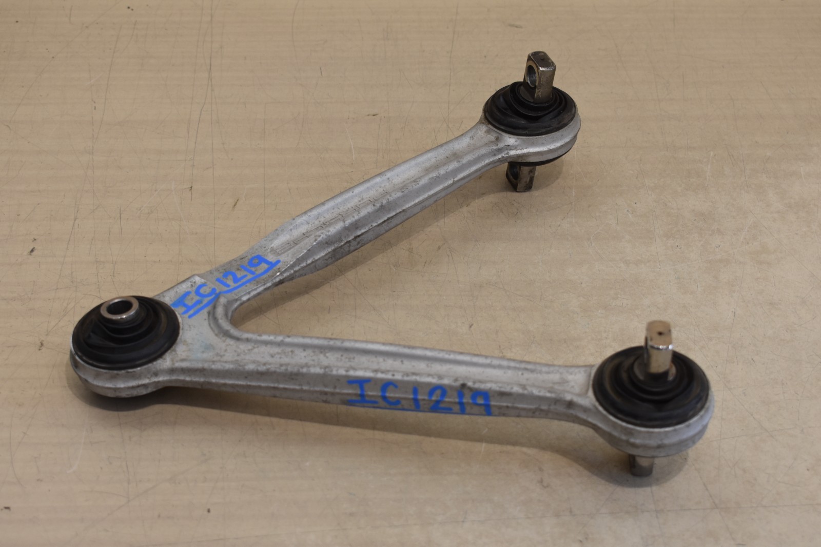 04 - 06 PORSCHE CARRERA GT FRONT SUSPENSION UPPER CONTROL ARM OEM 98034115100