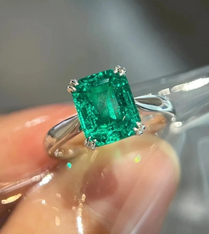 2.00Ct Emerald Cut Natural Emerald Solitaire Wedding Ring 14K White Gold 6.5 7 8 - Image 4 of 4