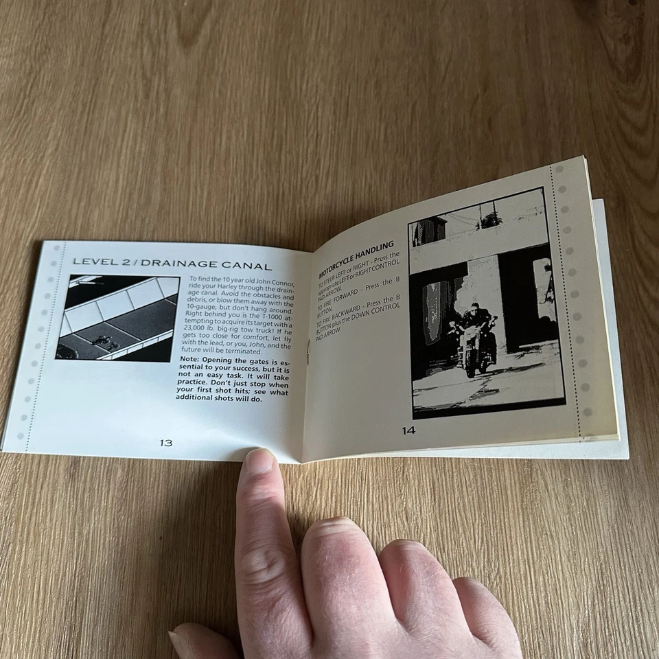 T2 Terminator 2 Judgment Day Nintendo NES Manual Instruction Booklet NES-62-UKV - Image 2 of 3