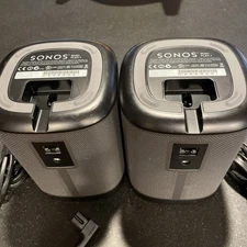 Pair Sonos Play:1 Wireless Smart Speakers - Black,  with cords Used