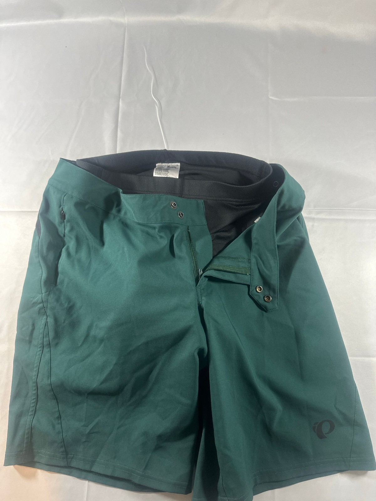 Shorts W/ Padded Liner Size 10 Outer / L Liner